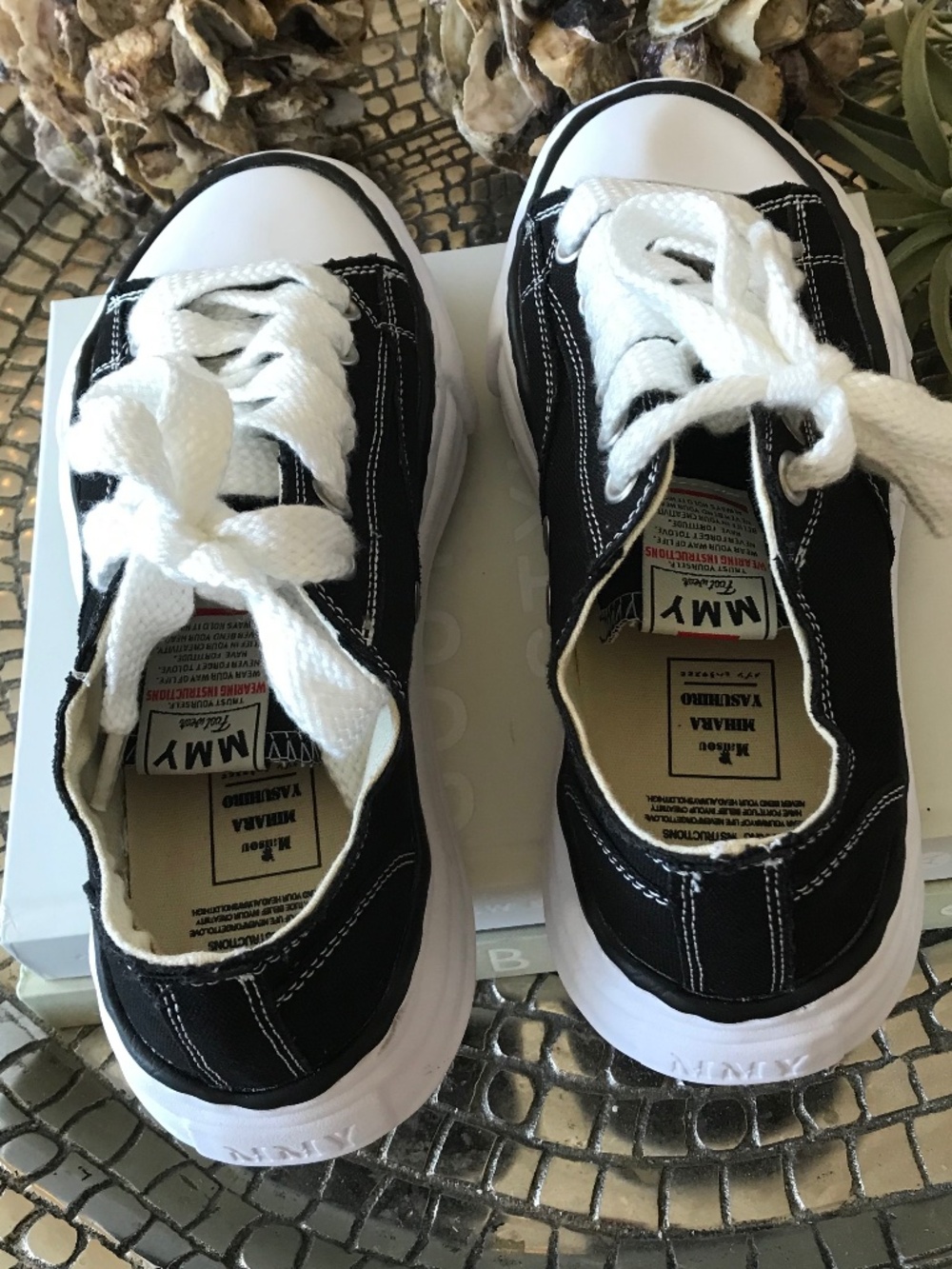 🆕 MMY PETERSON OG SOLE BLACK CANVAS LOW-TOP SNEAKER - Picture 5 of 12